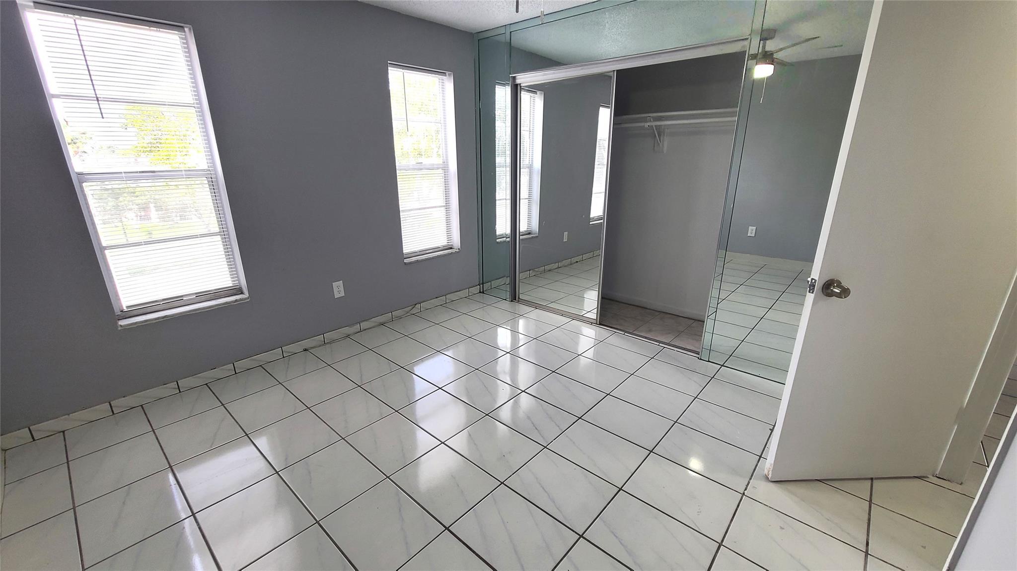 Brookfield Square Condo - Residential Lease