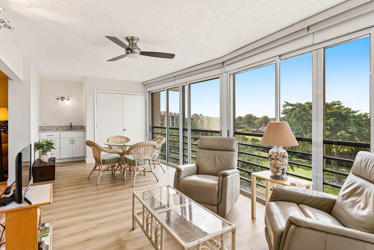 PATIOS OF BOCA BARWOOD CONDO - Residential