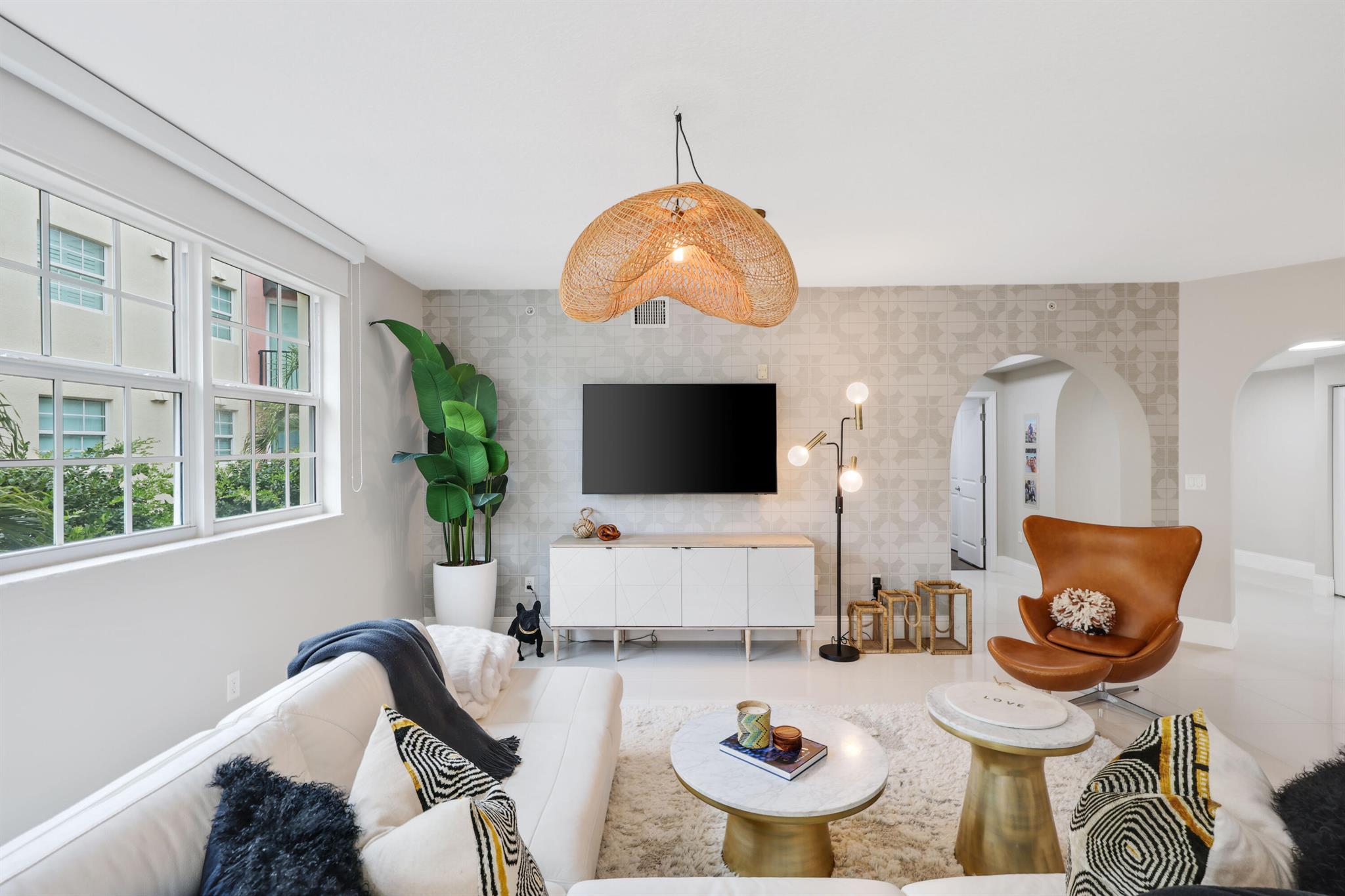 ASTOR CONDO - Residential