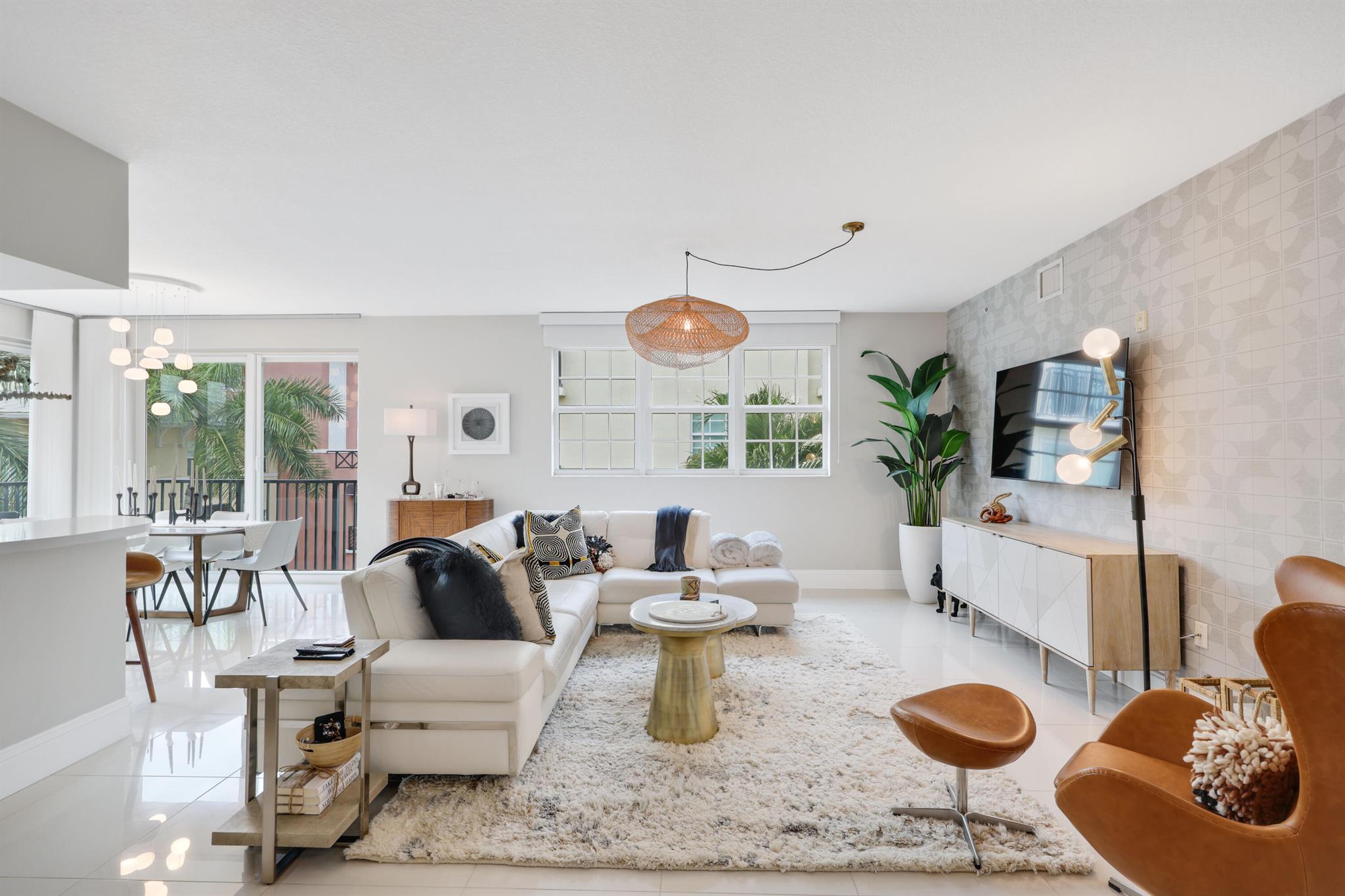 ASTOR CONDO - Residential