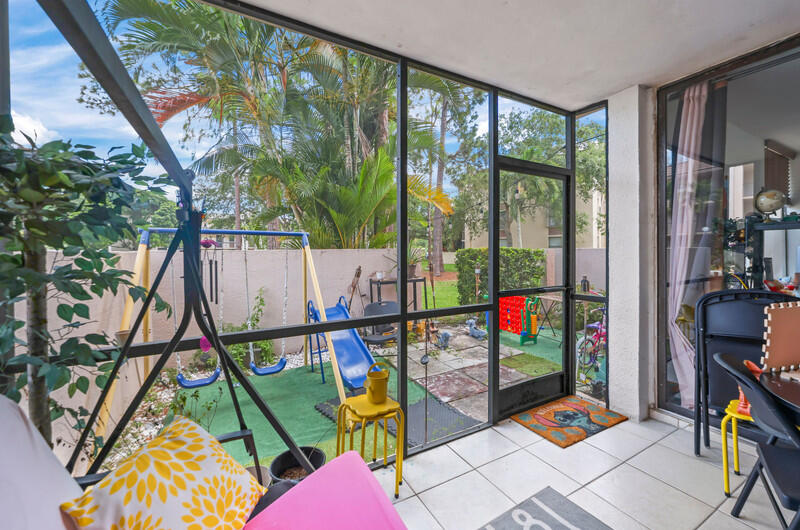 GREENGLADES CONDO I - Residential