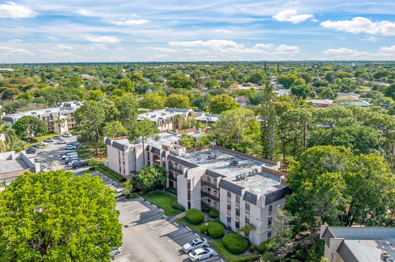 GREENGLADES CONDO I - Residential