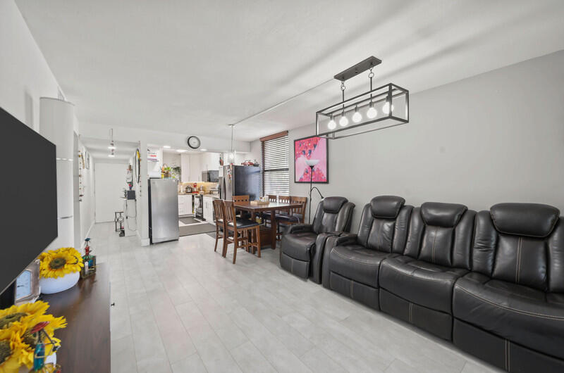 GREENGLADES CONDO I - Residential