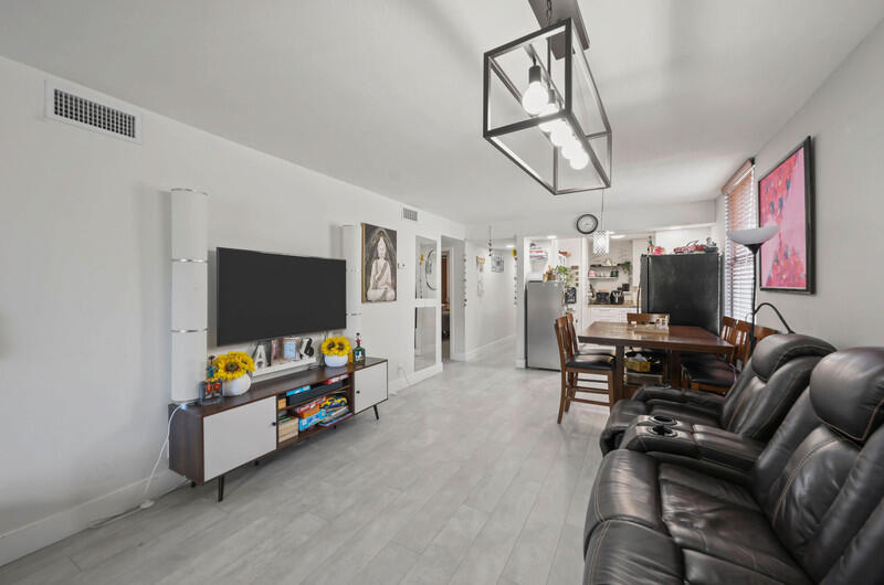 GREENGLADES CONDO I - Residential