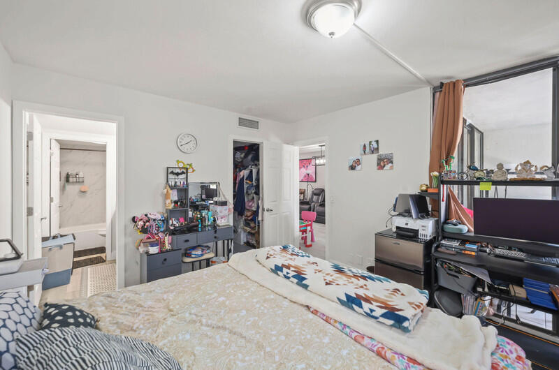 GREENGLADES CONDO I - Residential