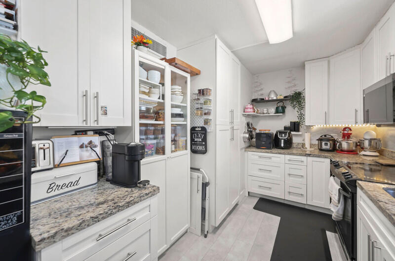 GREENGLADES CONDO I - Residential