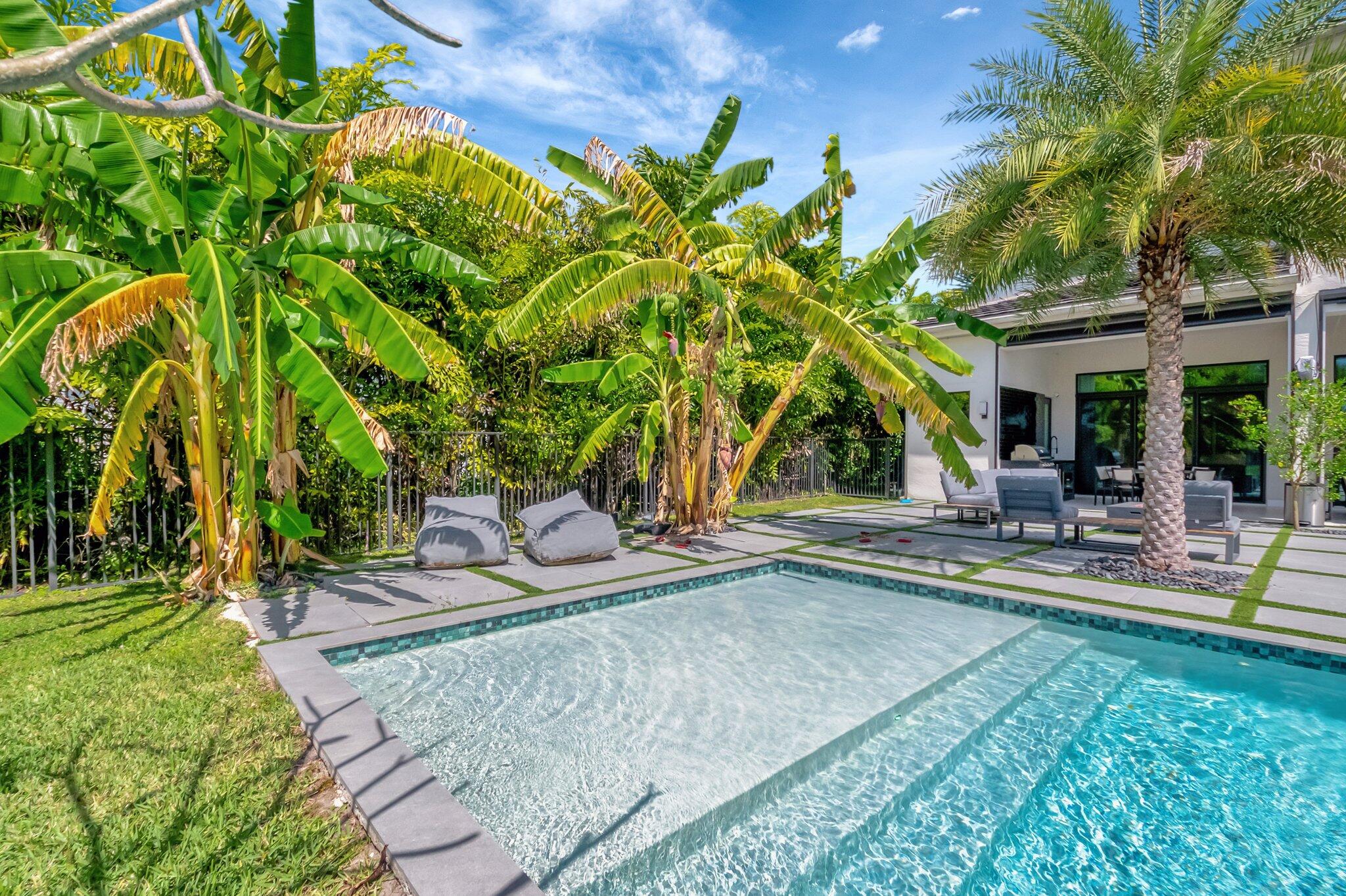 BOCA BRIDGES - Residential