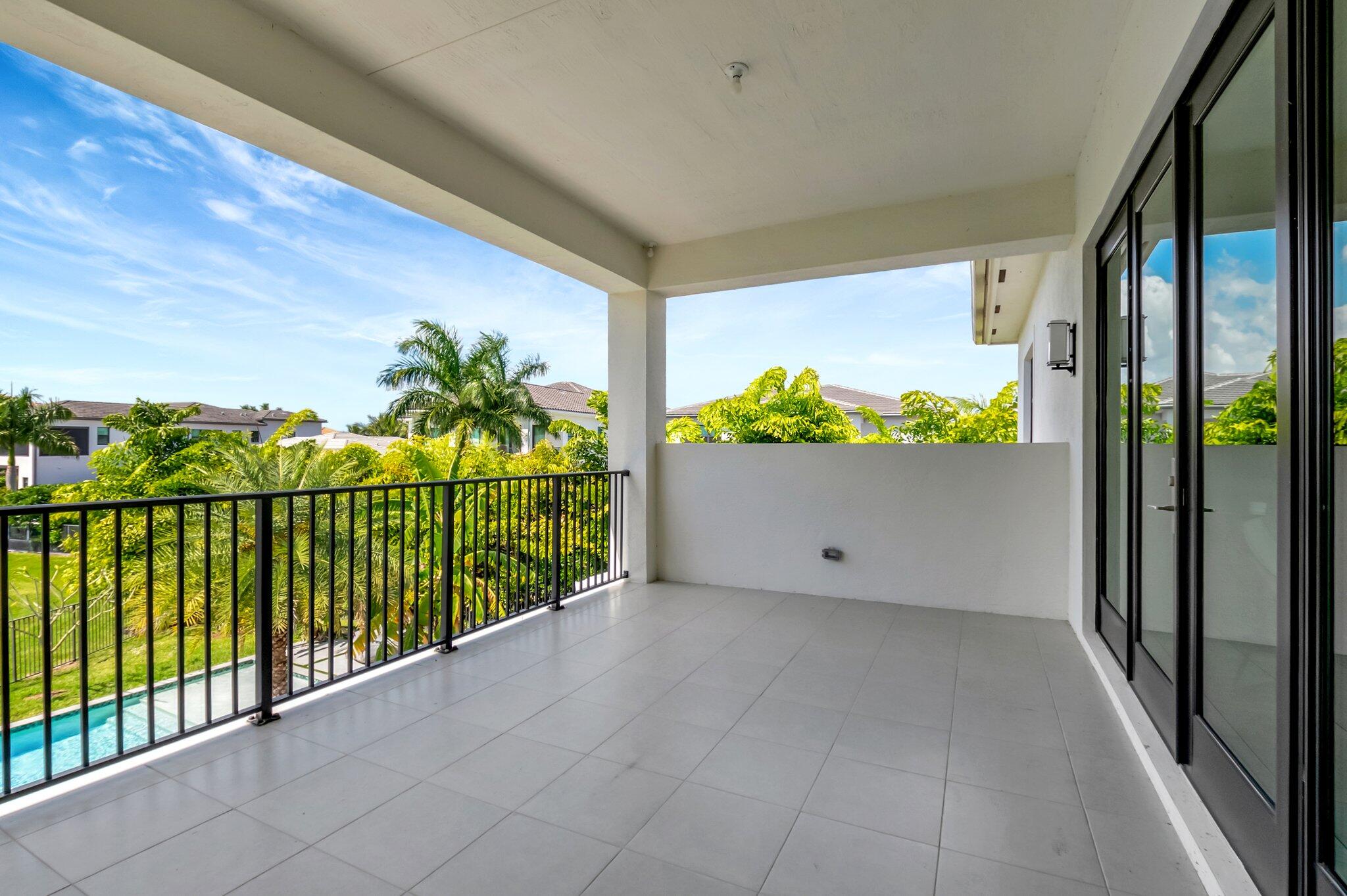 BOCA BRIDGES - Residential