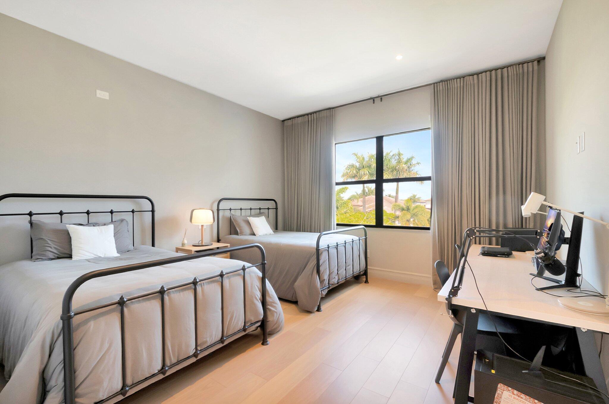 BOCA BRIDGES - Residential