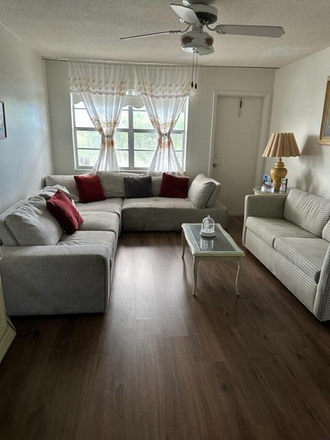 PARK SOUTH CONDOMINIUM - Residential