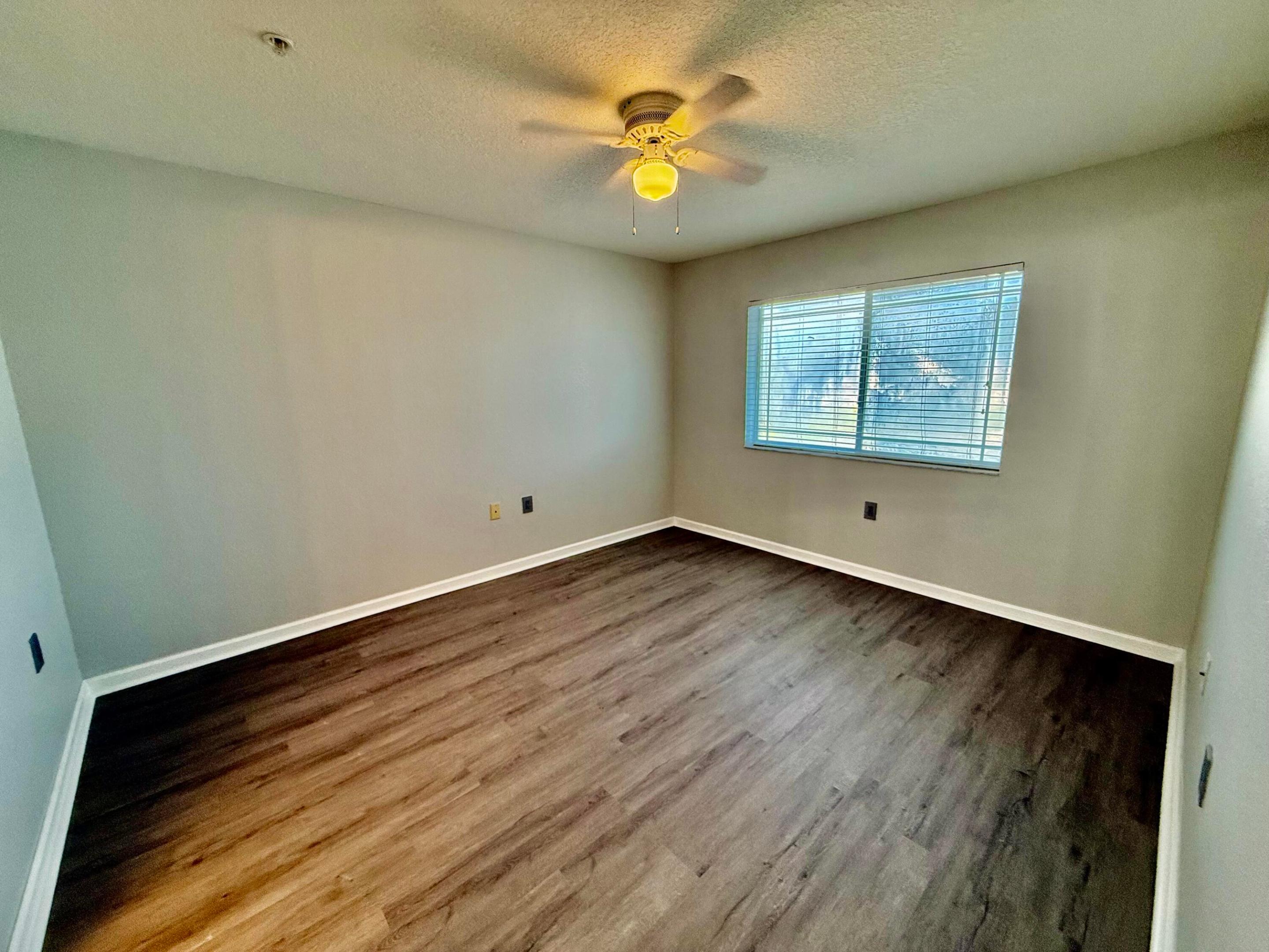 THE CLUB AT ST LUCIE WEST, A CONDOMINIUM - Residential Lease