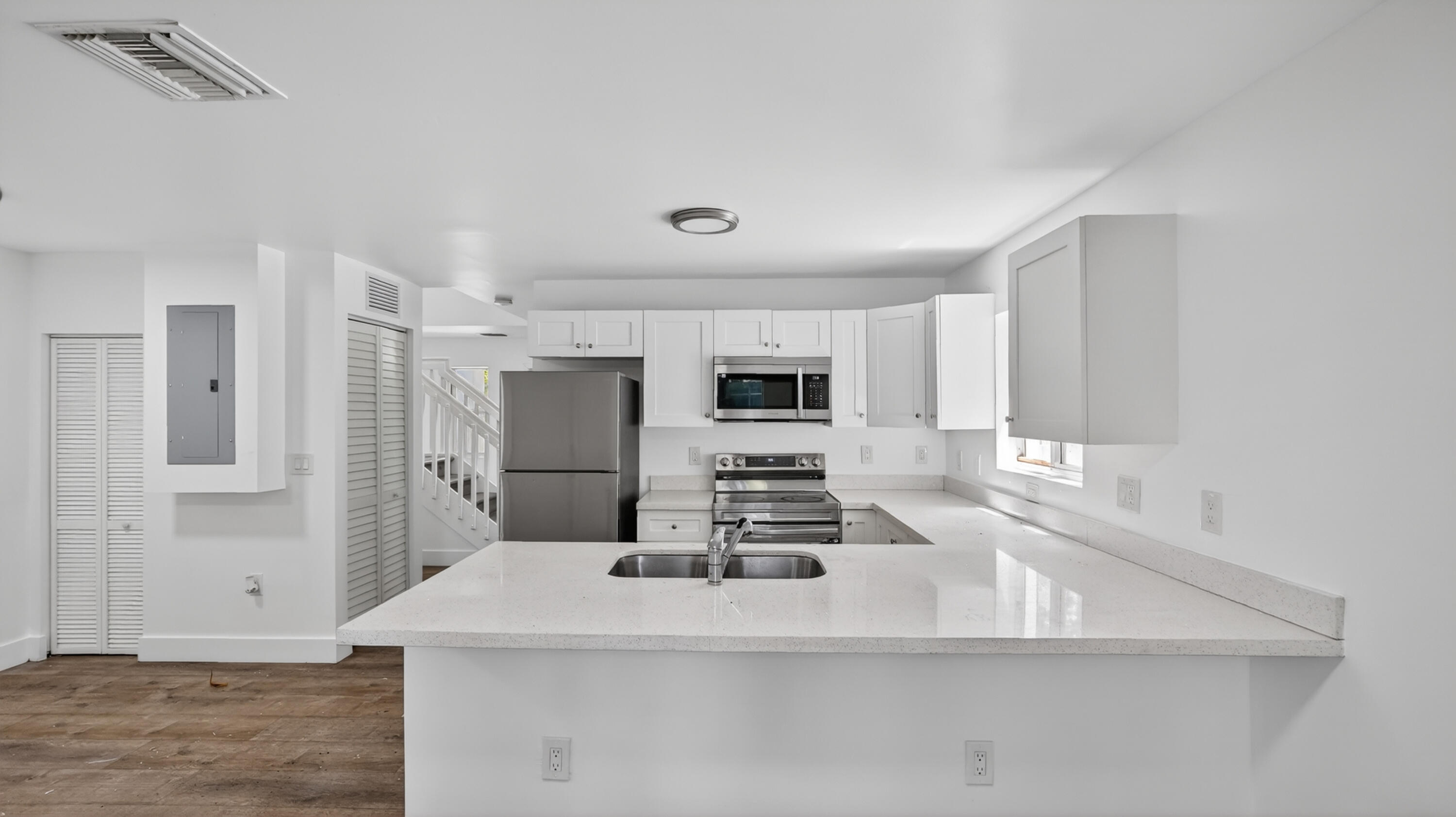 ROOSEVELT PARK - Residential