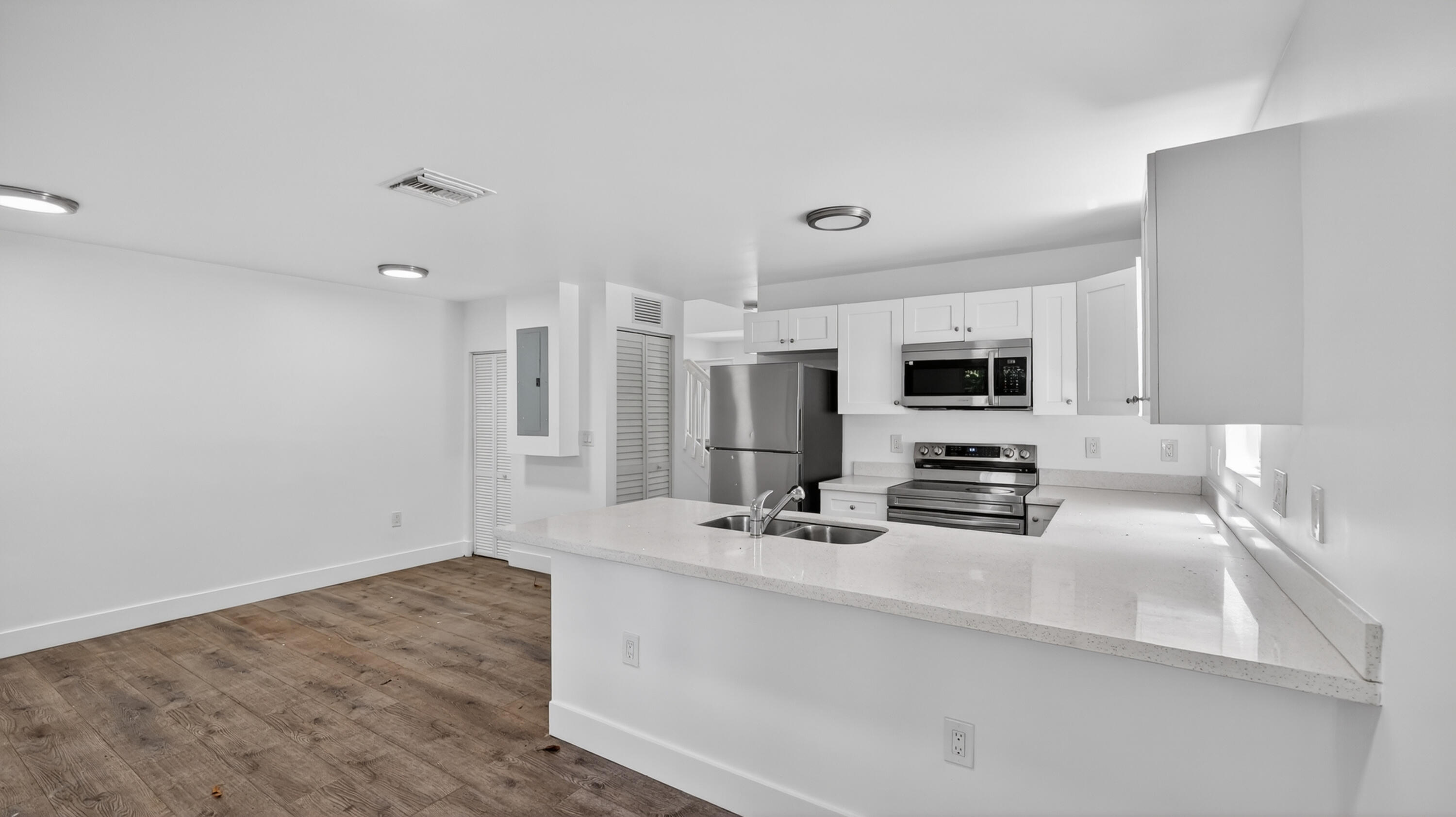 ROOSEVELT PARK - Residential