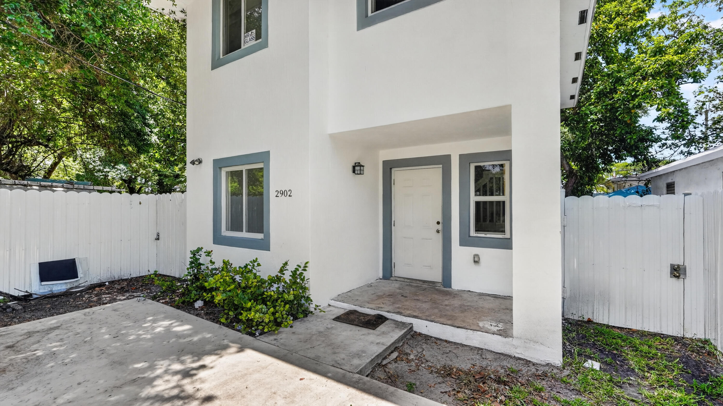 2902 NW 44th Street
