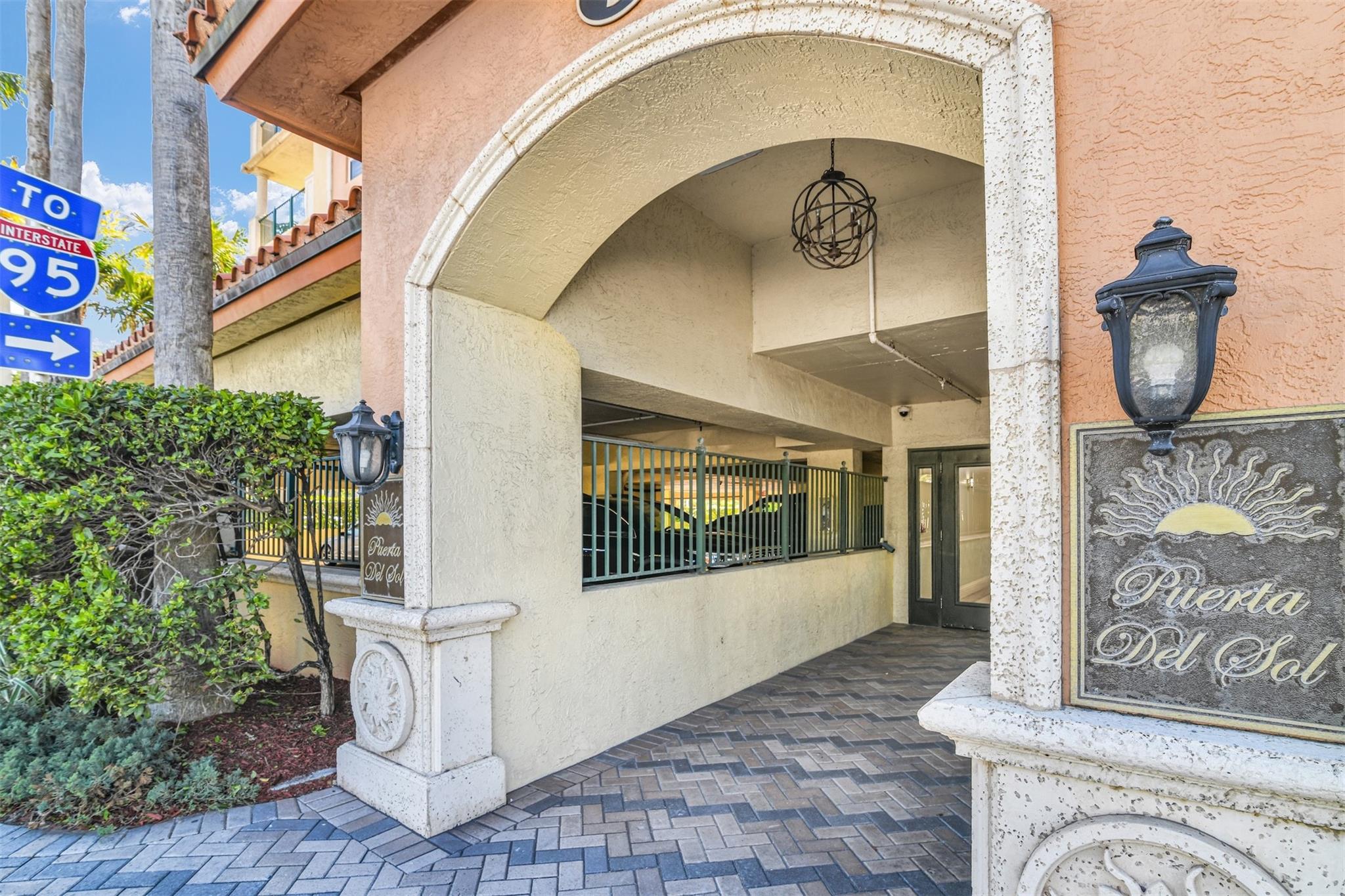 9 NE 20th Ave 403