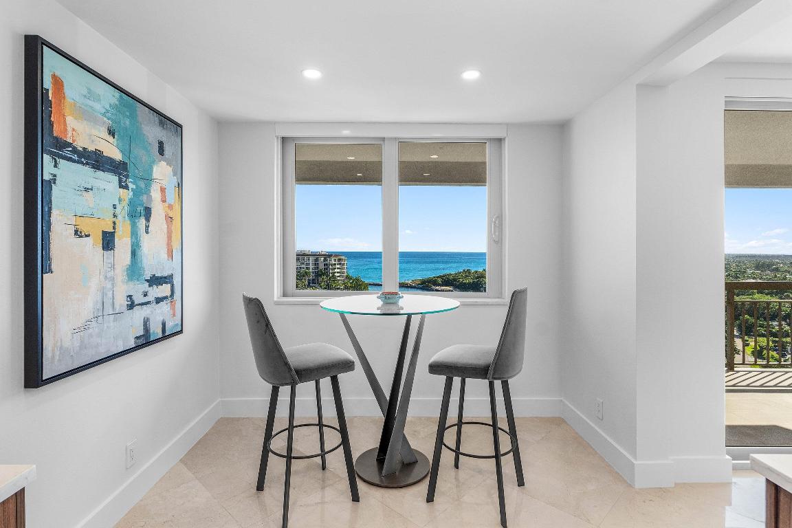 CARLTON CONDO - Residential