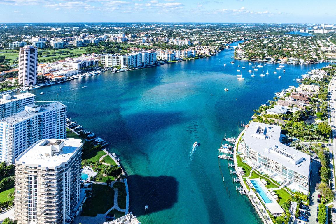 CARLTON CONDO - Residential