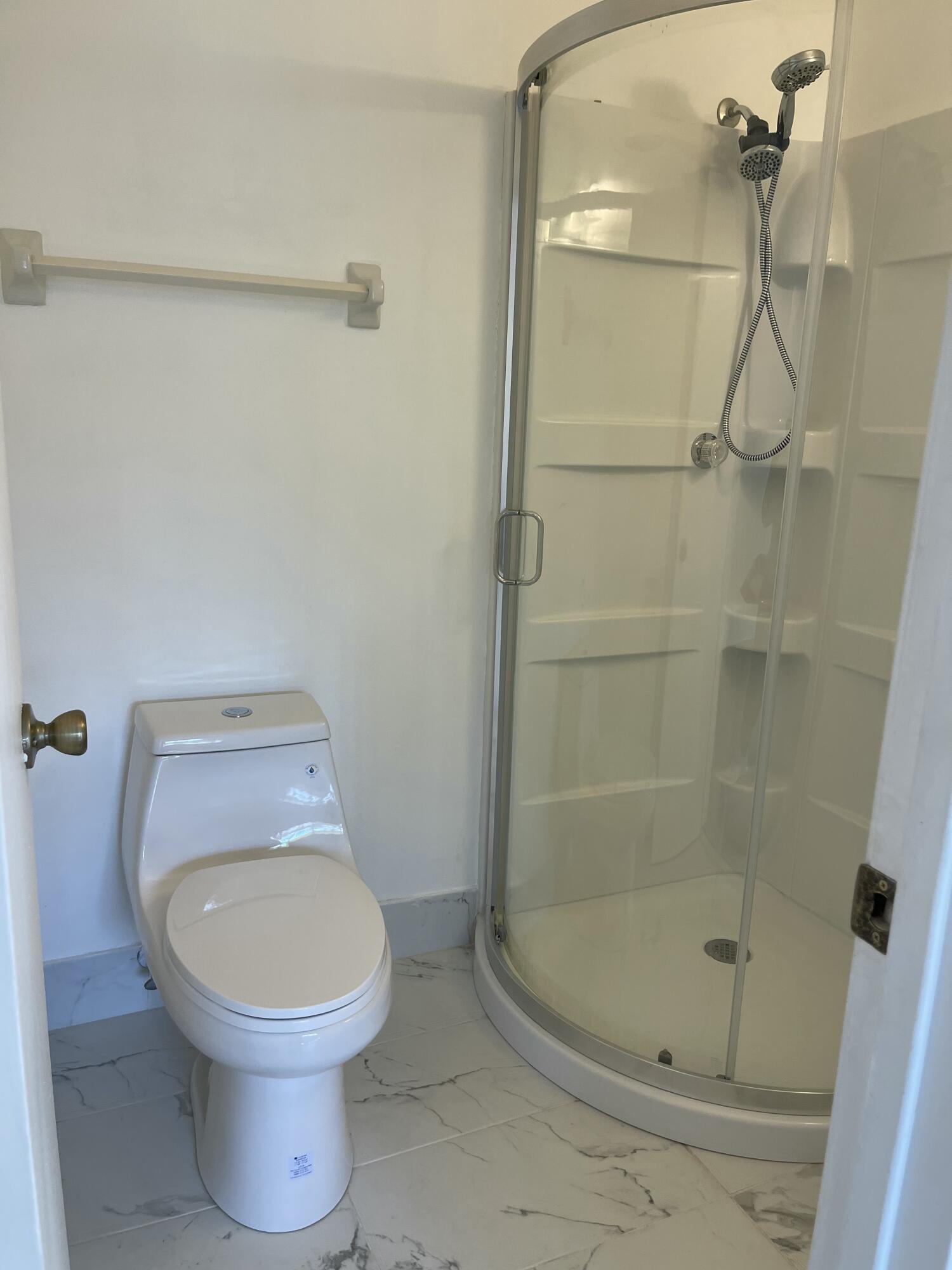 PINES OF DELRAY CONDO - Residential Lease