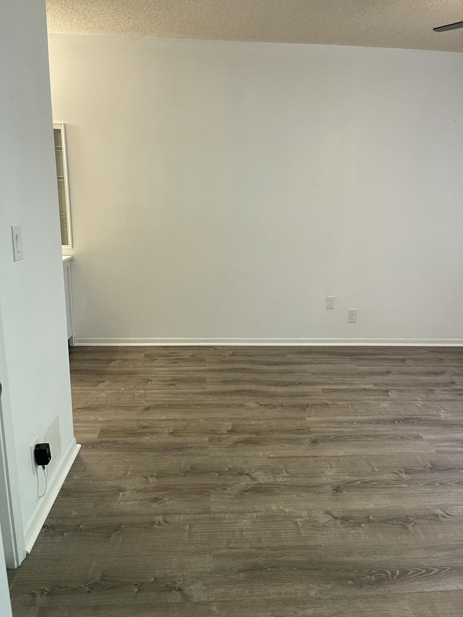 PINES OF DELRAY CONDO - Residential Lease