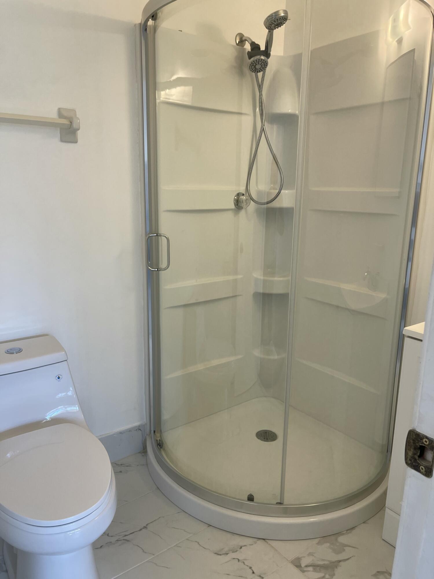 PINES OF DELRAY CONDO - Residential Lease