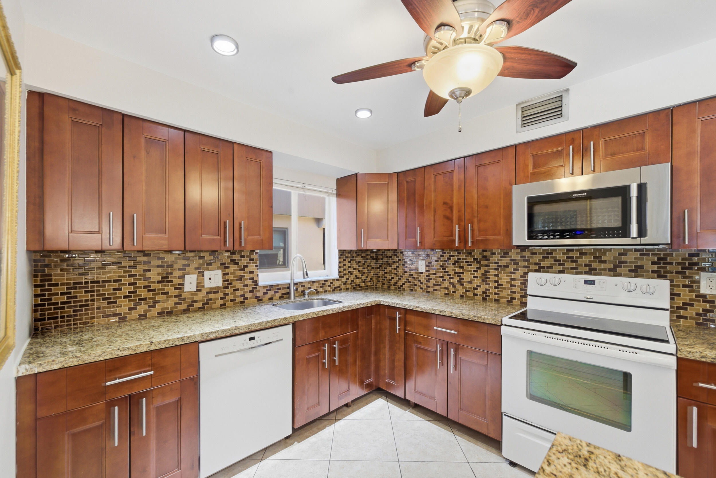 KINGS POINT PIEDMONT CONDOS - Residential