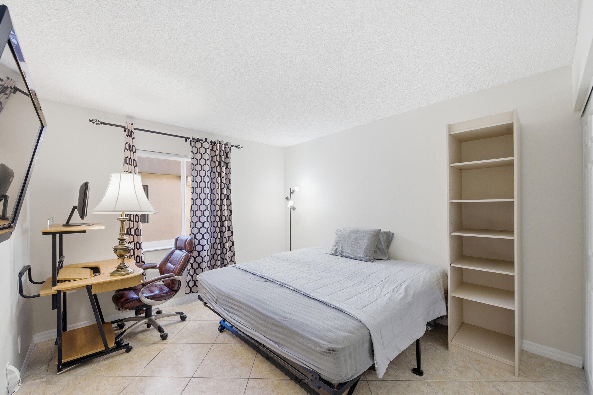 KINGS POINT PIEDMONT CONDOS - Residential