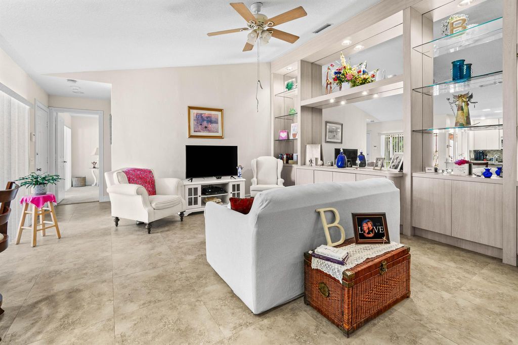 Photo of 1603 Springdale Court, Palm Beach Gardens, FL 33403 (MLS # R11089606)