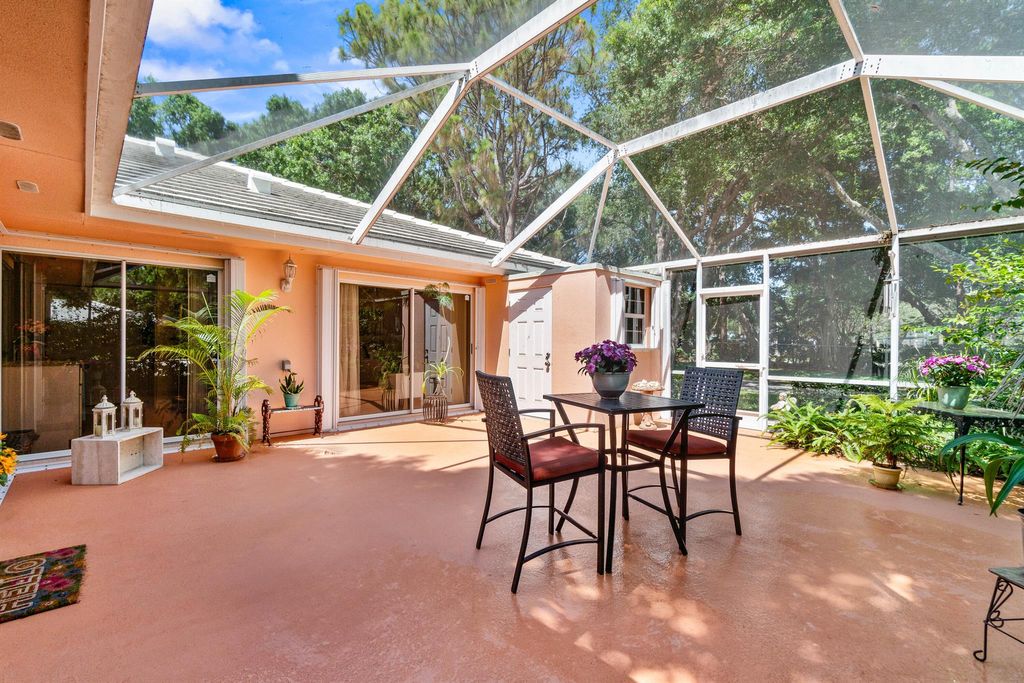 Photo of 1603 Springdale Court, Palm Beach Gardens, FL 33403 (MLS # R11089606)