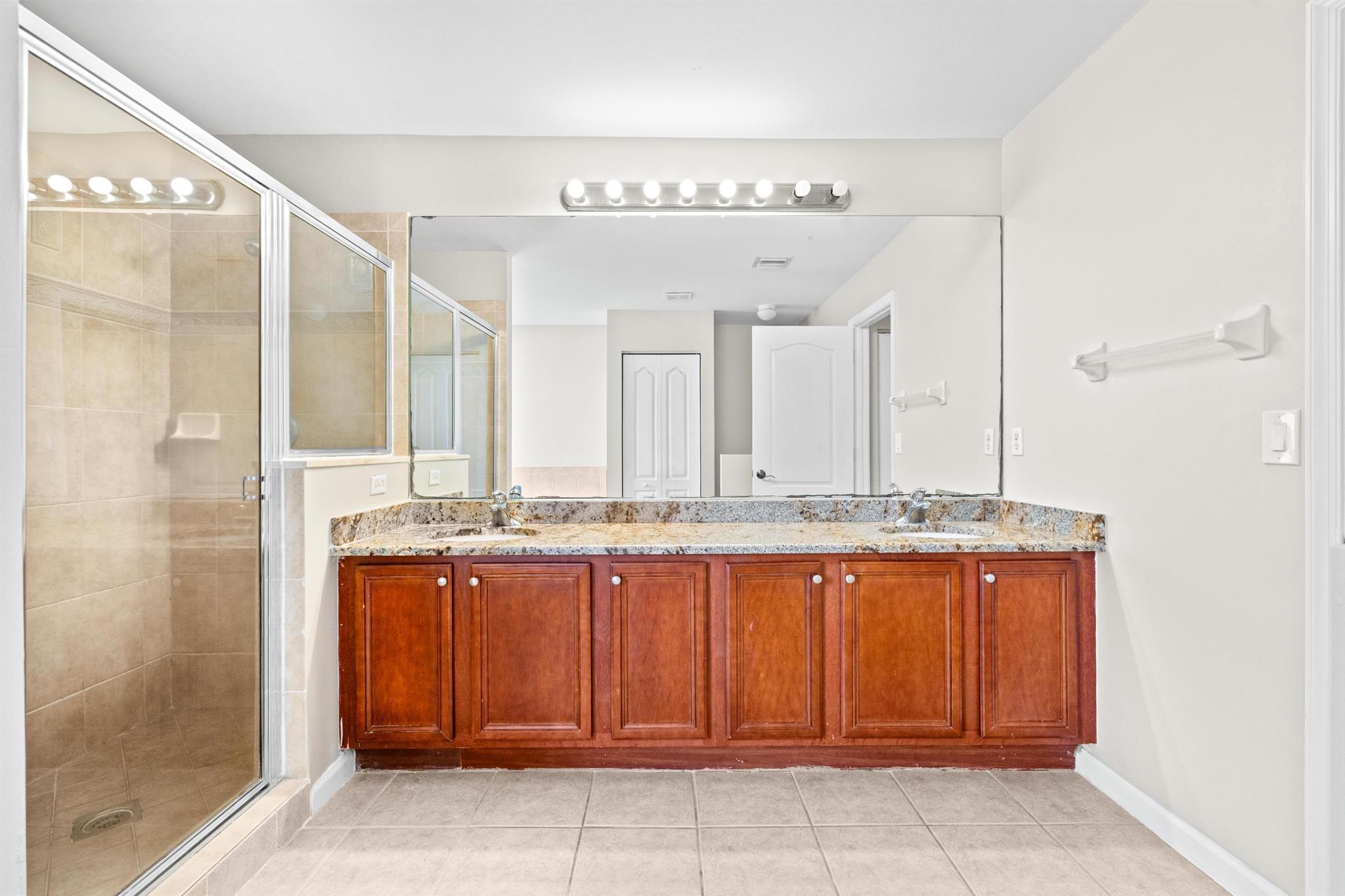 266 Berenger Walk
