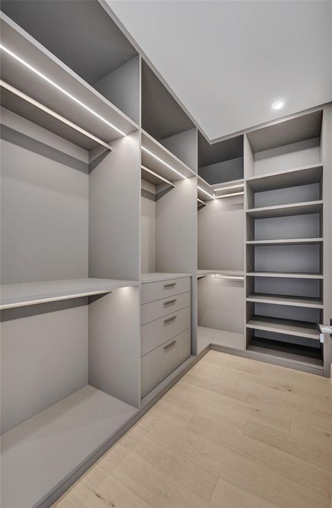 Tiny photo for 1527 NE 15TH Avenue, Fort Lauderdale, FL 33304 (MLS # B26052488)