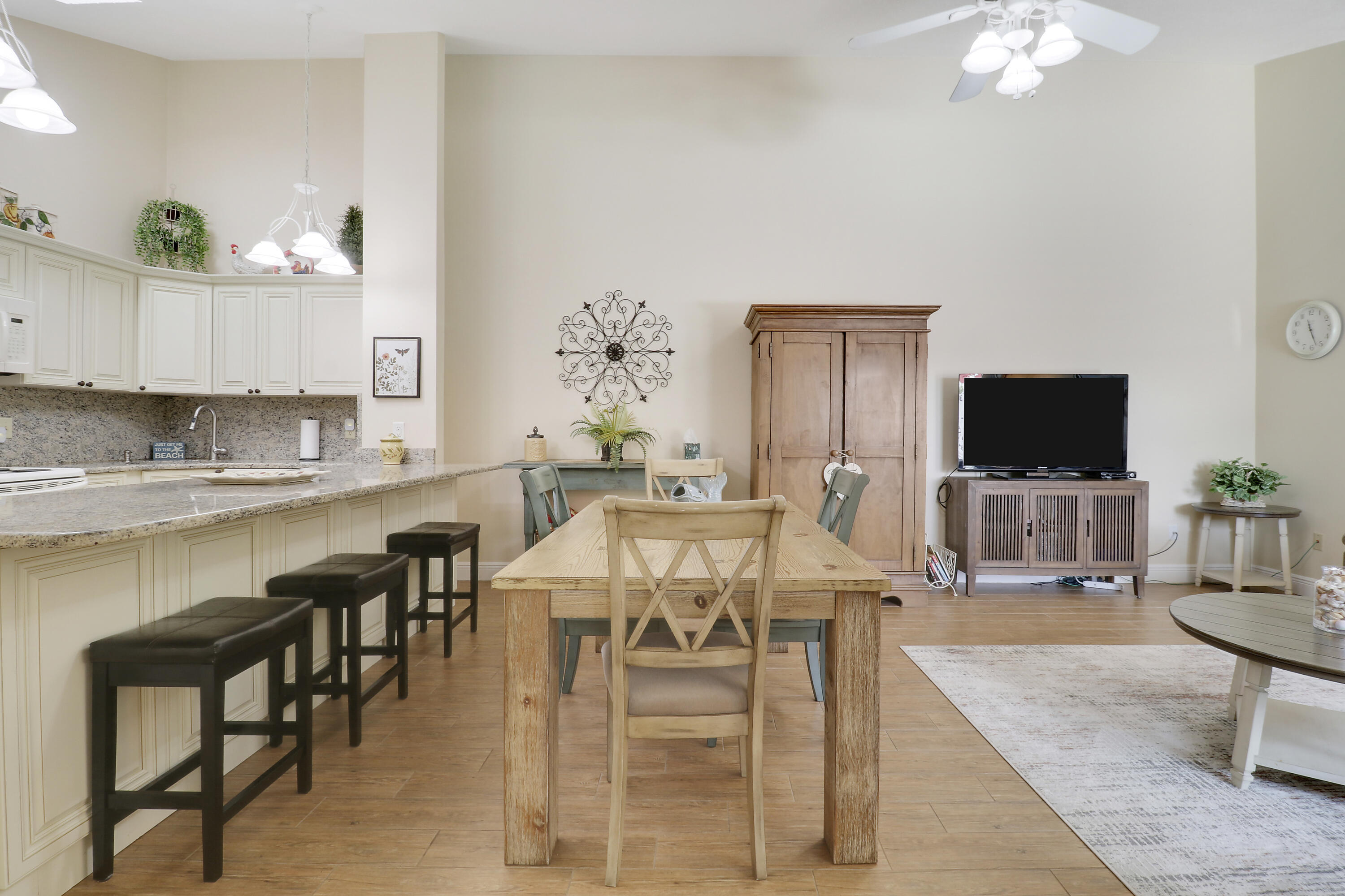 OCEANSIDE TERRACE CONDO - Residential Lease