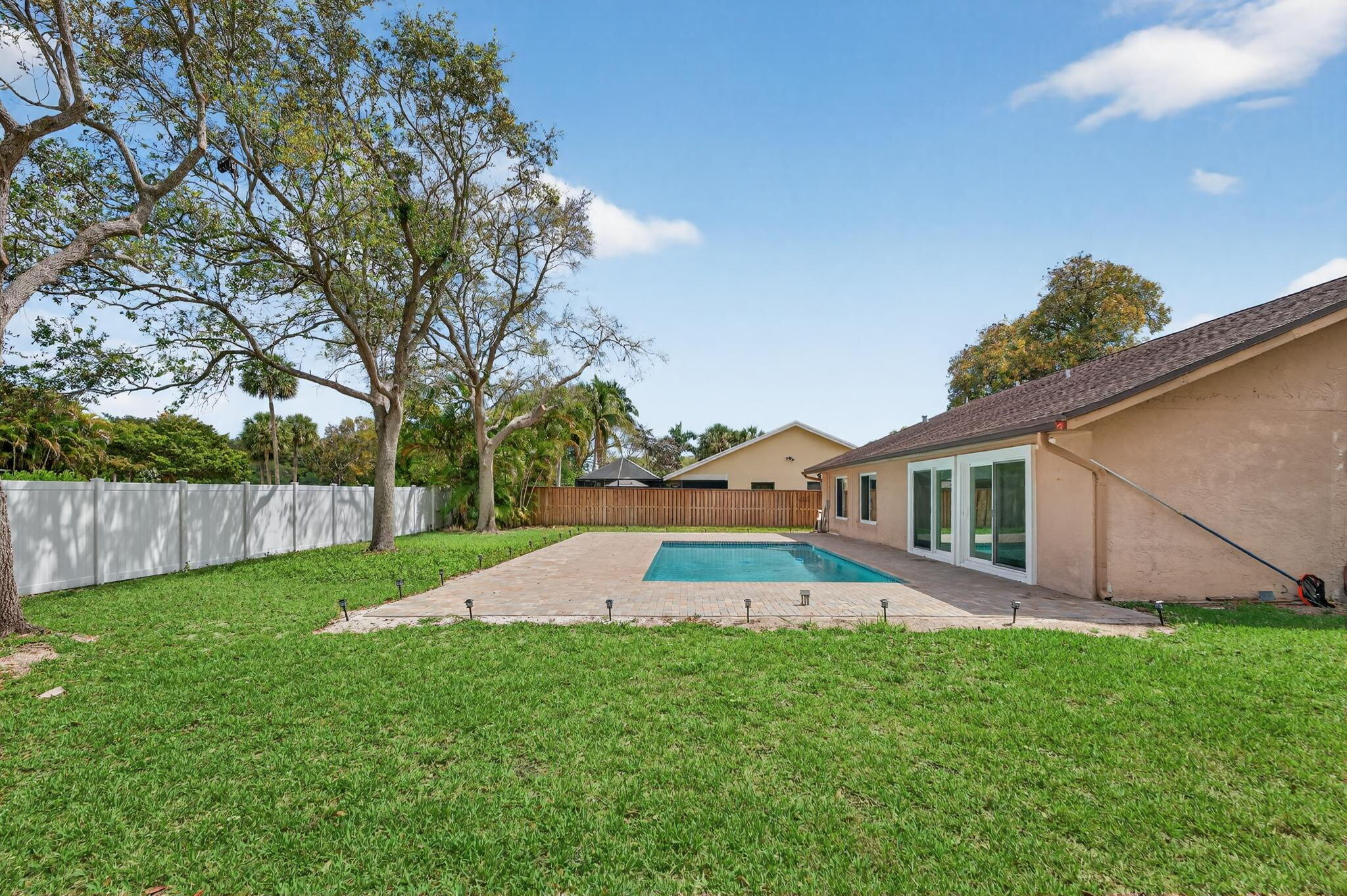 TARTAN COCONUT CREEK PHASE I - Residential