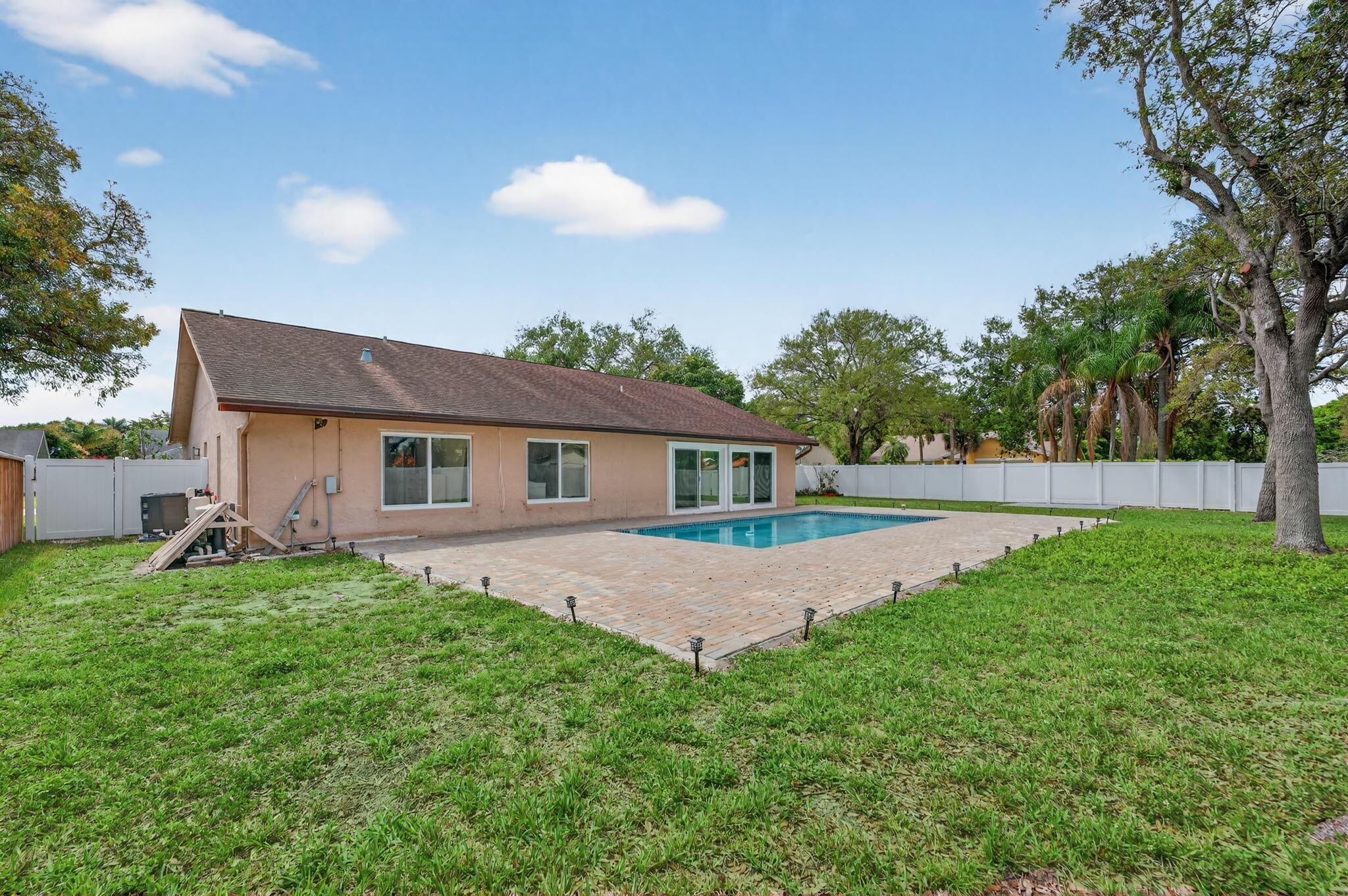 TARTAN COCONUT CREEK PHASE I - Residential