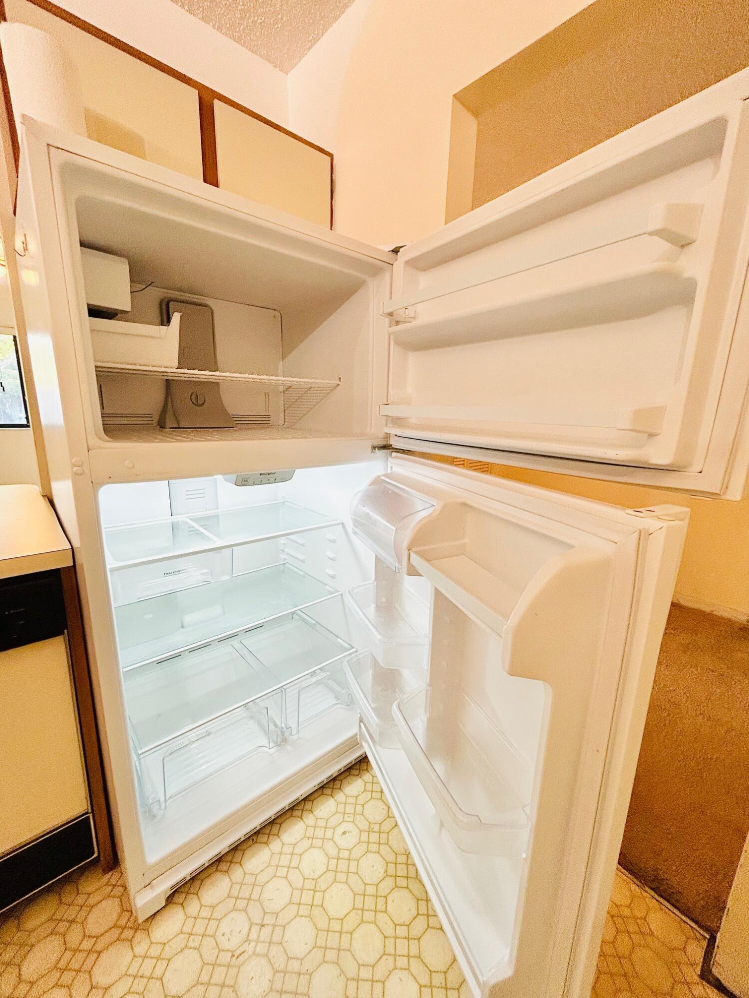 ARBOURS OF THE PALM BEACH - Residential