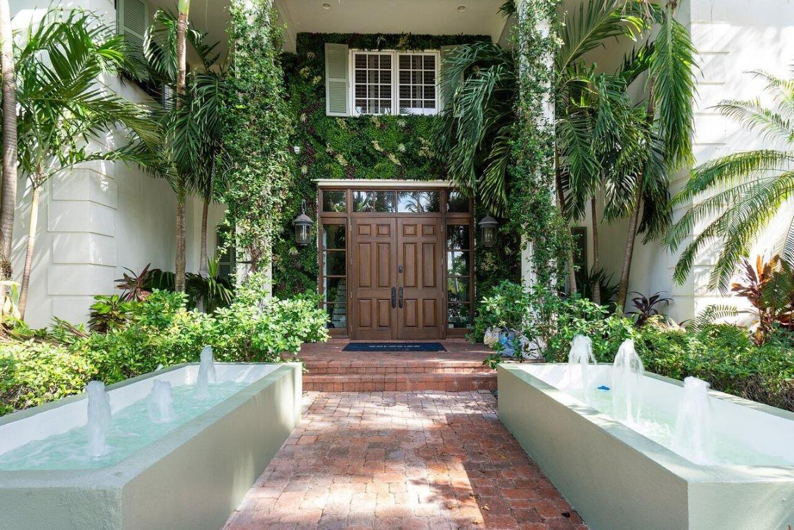 TROPIC ISLE - Residential