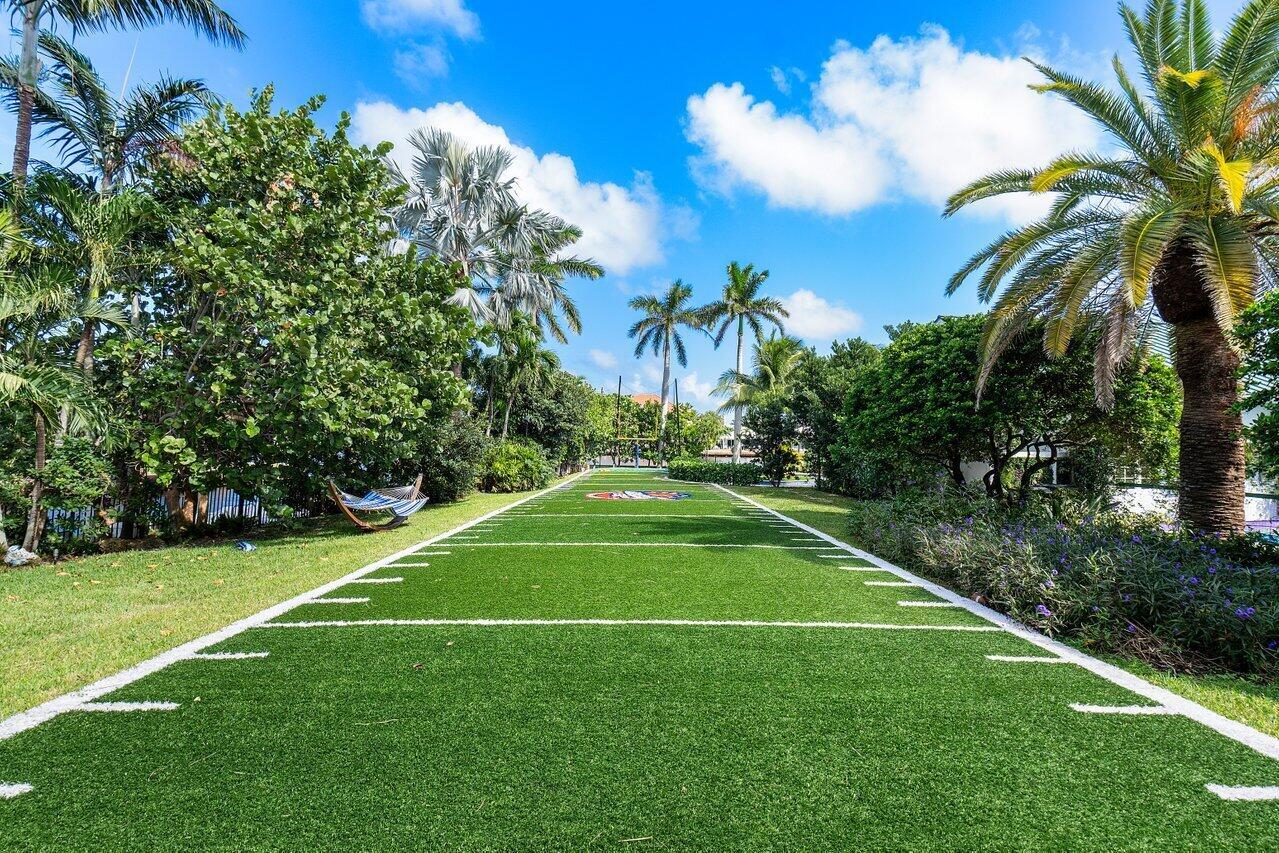 TROPIC ISLE - Residential