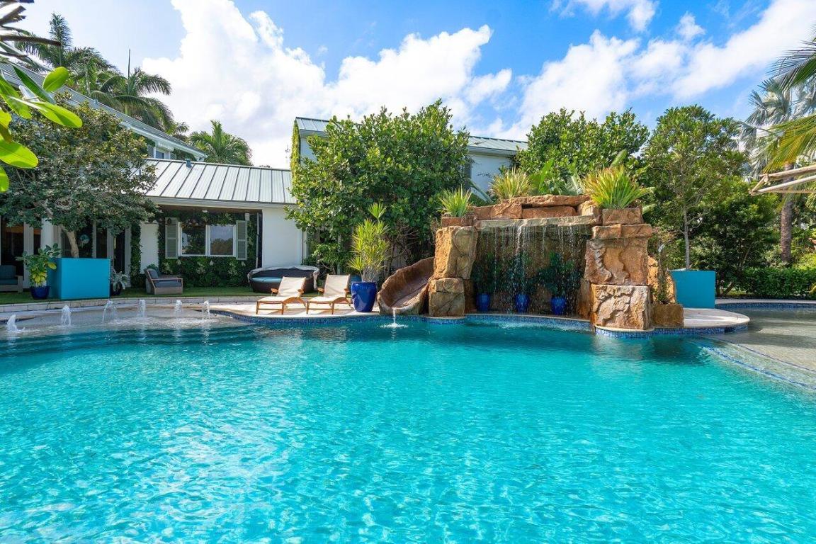 TROPIC ISLE - Residential