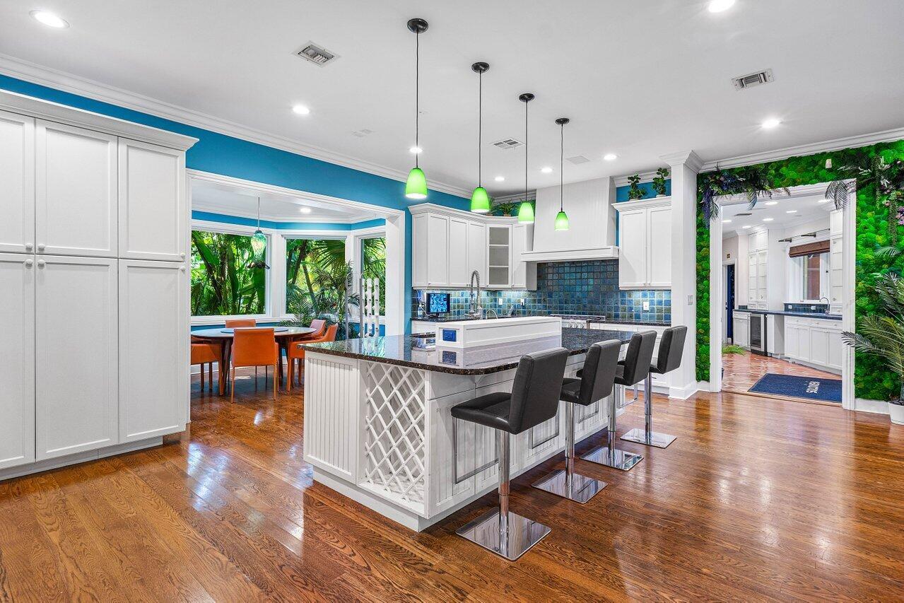 TROPIC ISLE - Residential