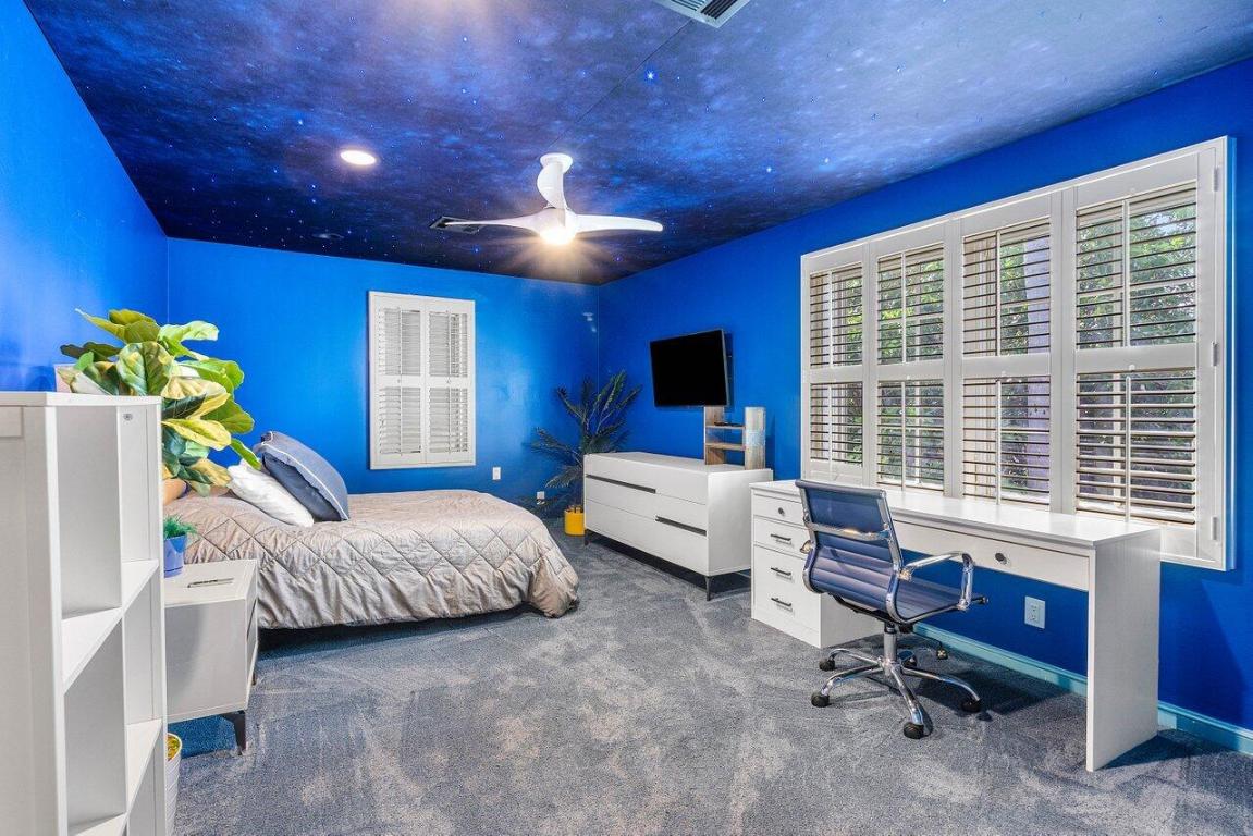 TROPIC ISLE - Residential