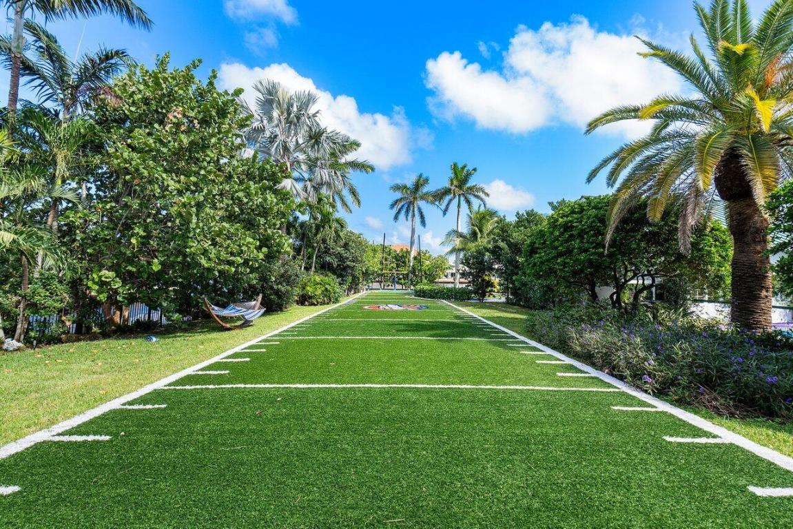 TROPIC ISLE - Residential