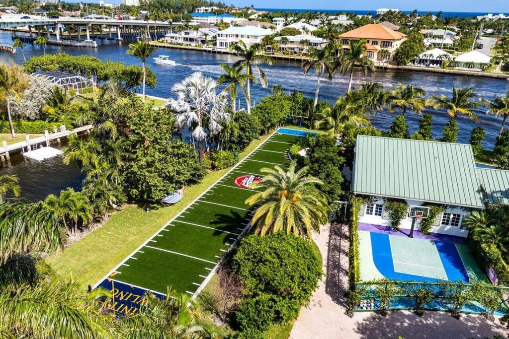 Photo of 963 Eve Street, Delray Beach, FL 33483 (MLS # R11147999)