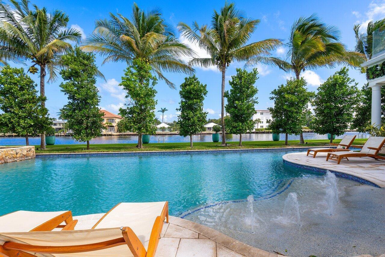 TROPIC ISLE - Residential