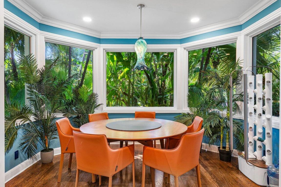 TROPIC ISLE - Residential