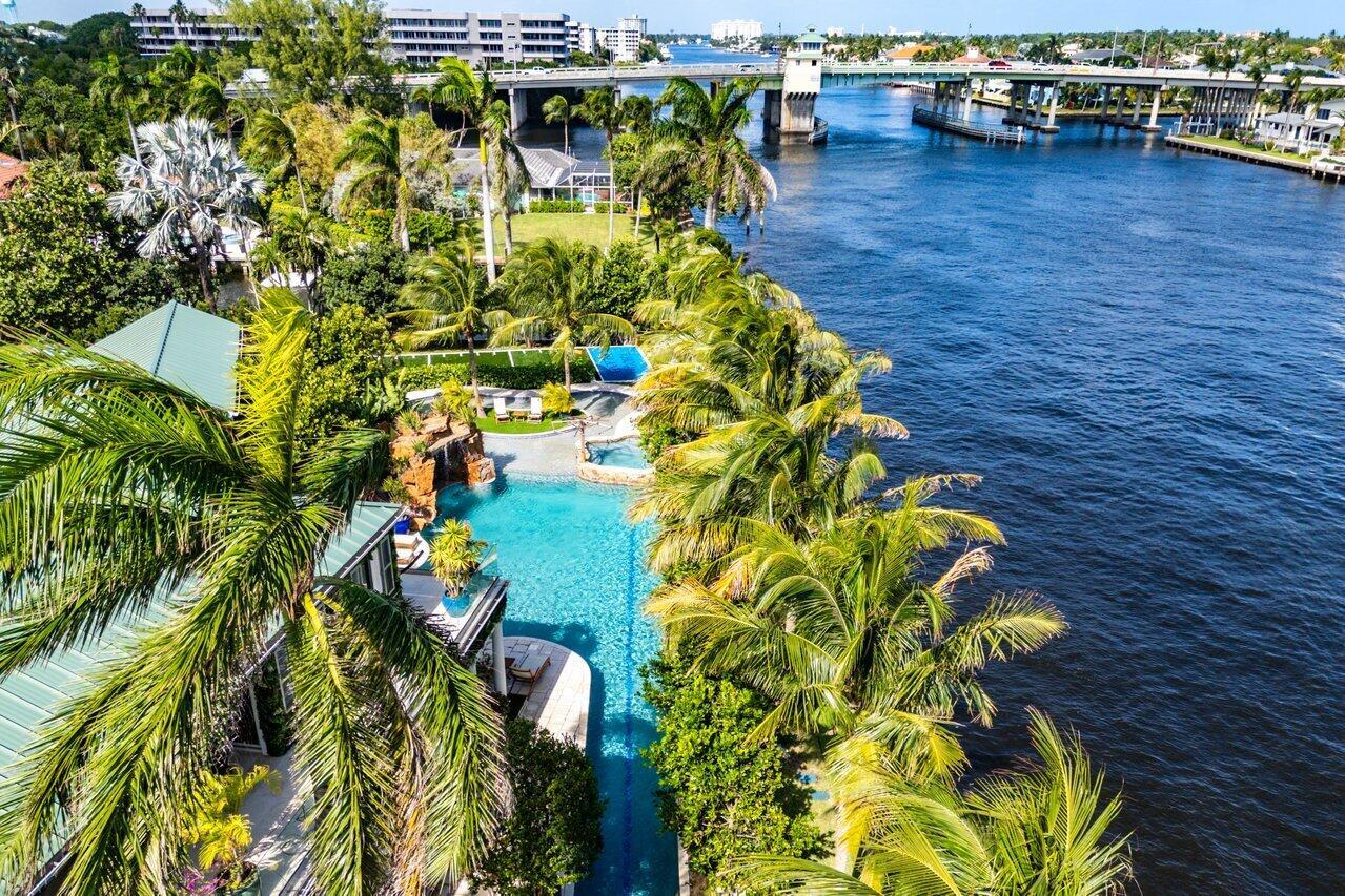 TROPIC ISLE - Residential