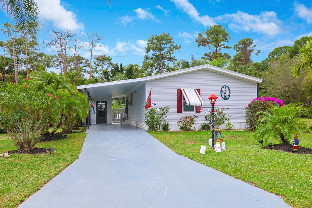 Photo of 2456 SW Olds Place, Stuart, FL 34997 (MLS # R10948184)
