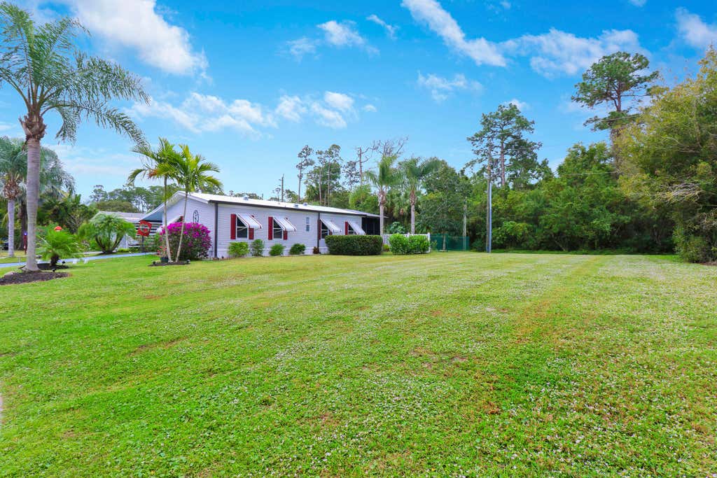 Photo of 2456 SW Olds Place, Stuart, FL 34997 (MLS # R10948184)
