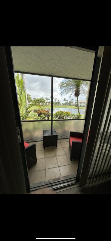 1118 Green Pine Boulevard B1, West Palm Beach, FL, 33409/$199,000 1 1118 Green Pine Boulevard B1