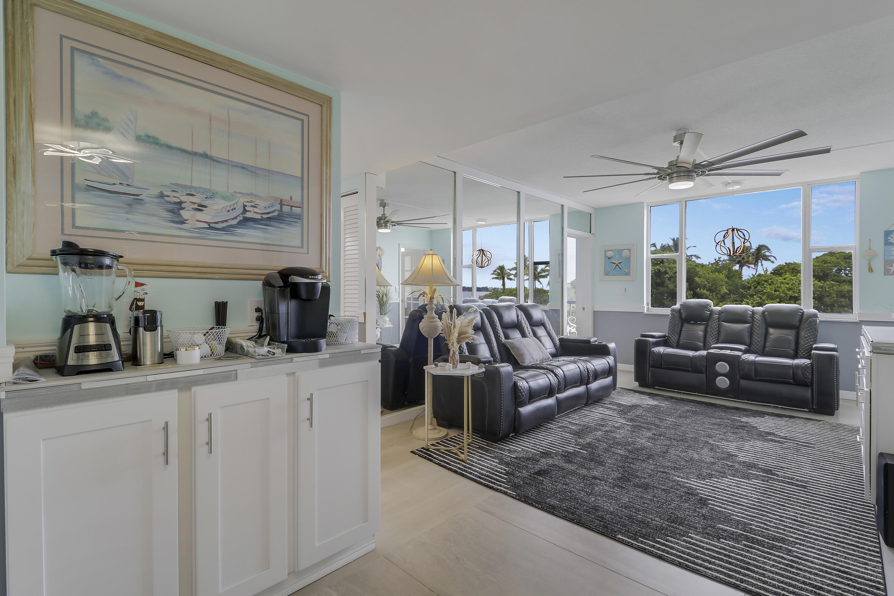 1820 New Palm Way 202
