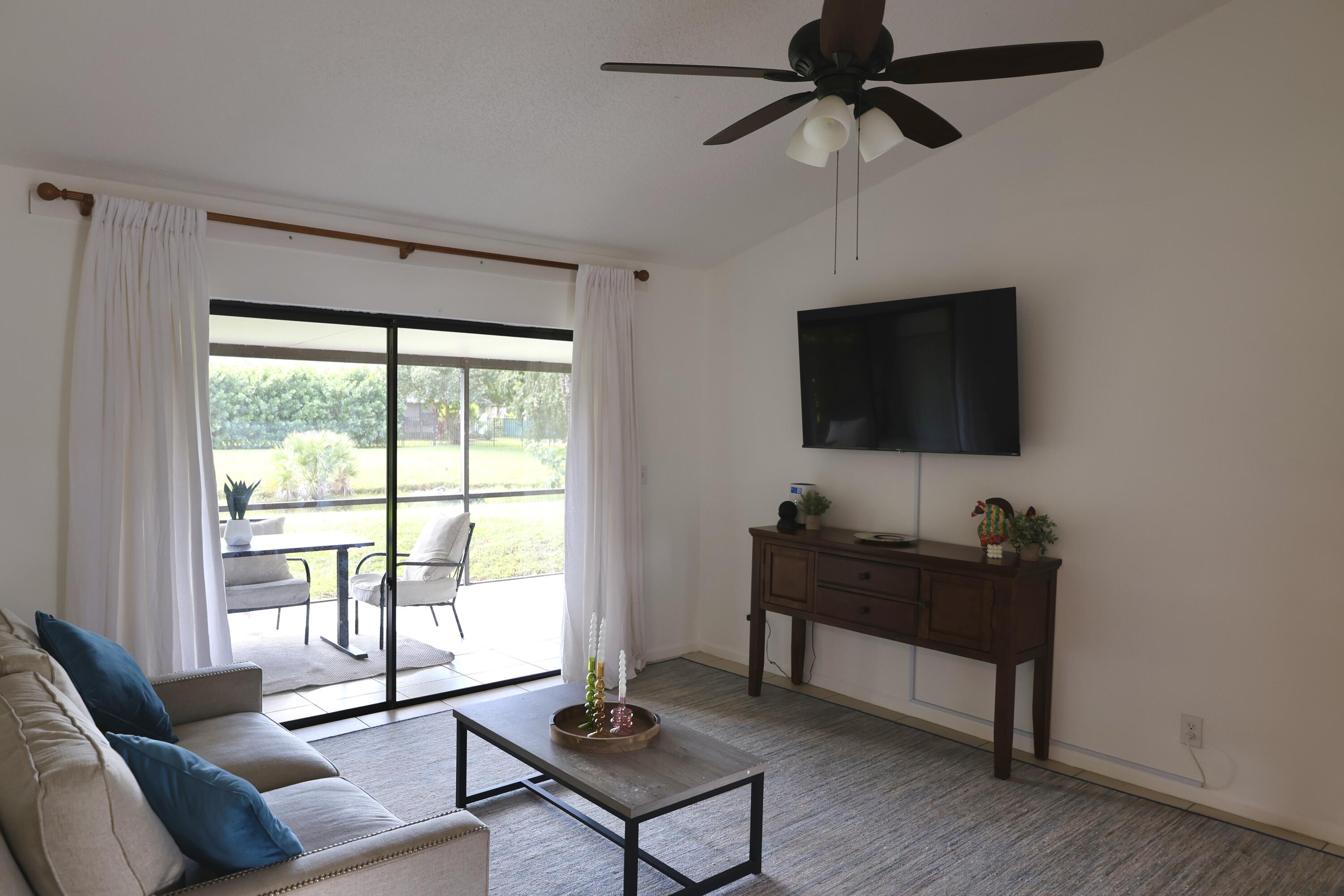 TALLPINE PH I - Residential Lease