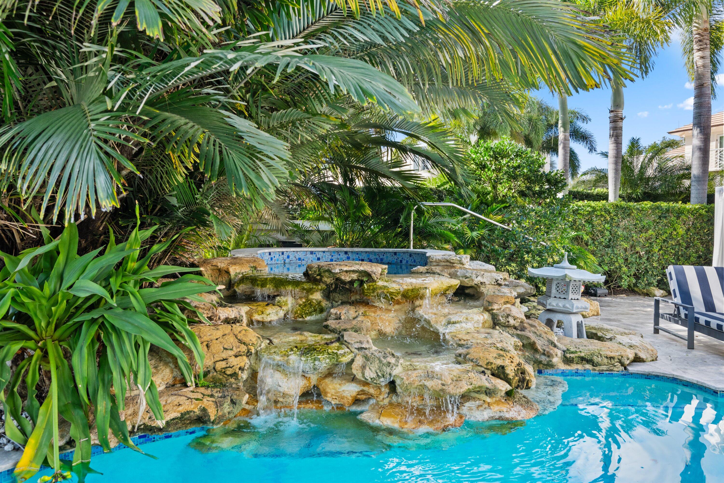 LOXAHATCHEE CLUB AT MAPLEWOOD 1 PH 2 - Residential